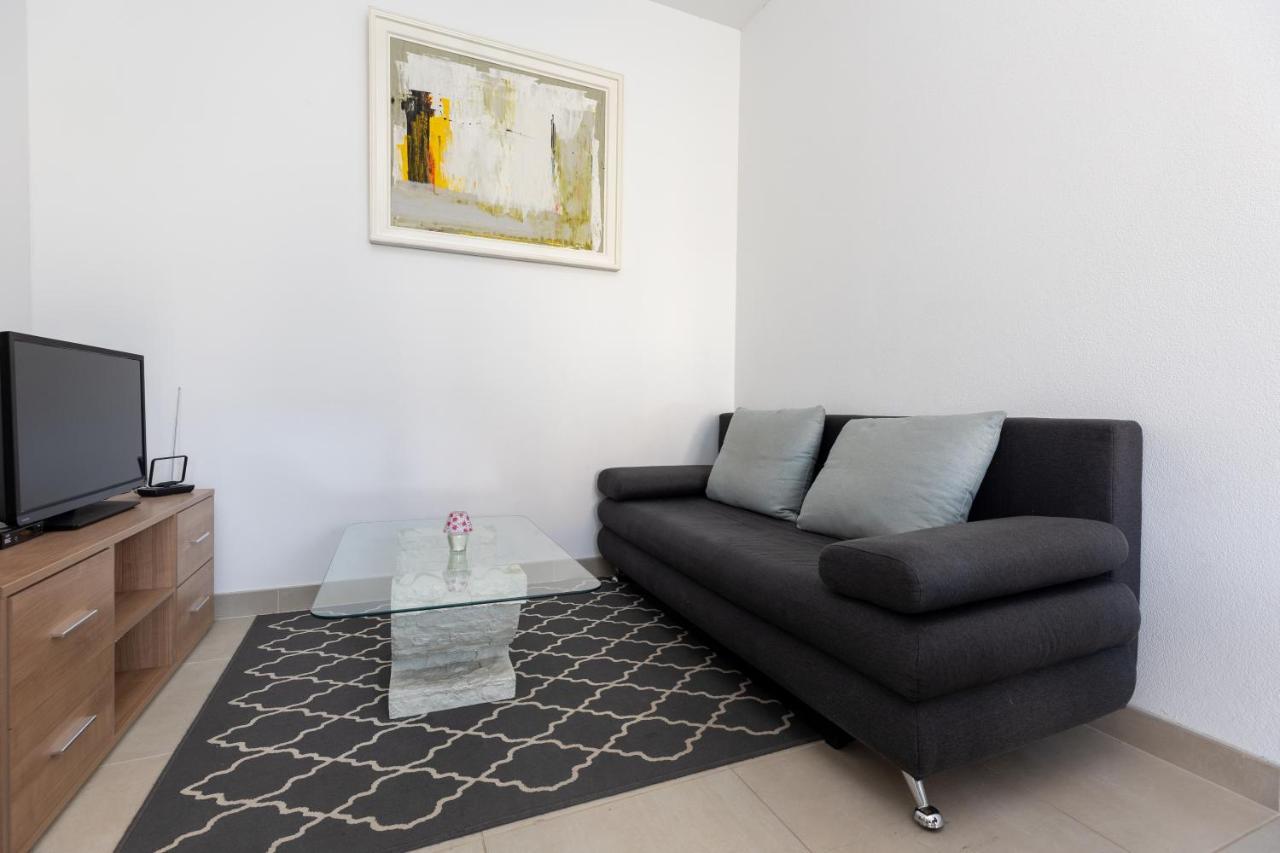 Apartment Ana Солин Экстерьер фото