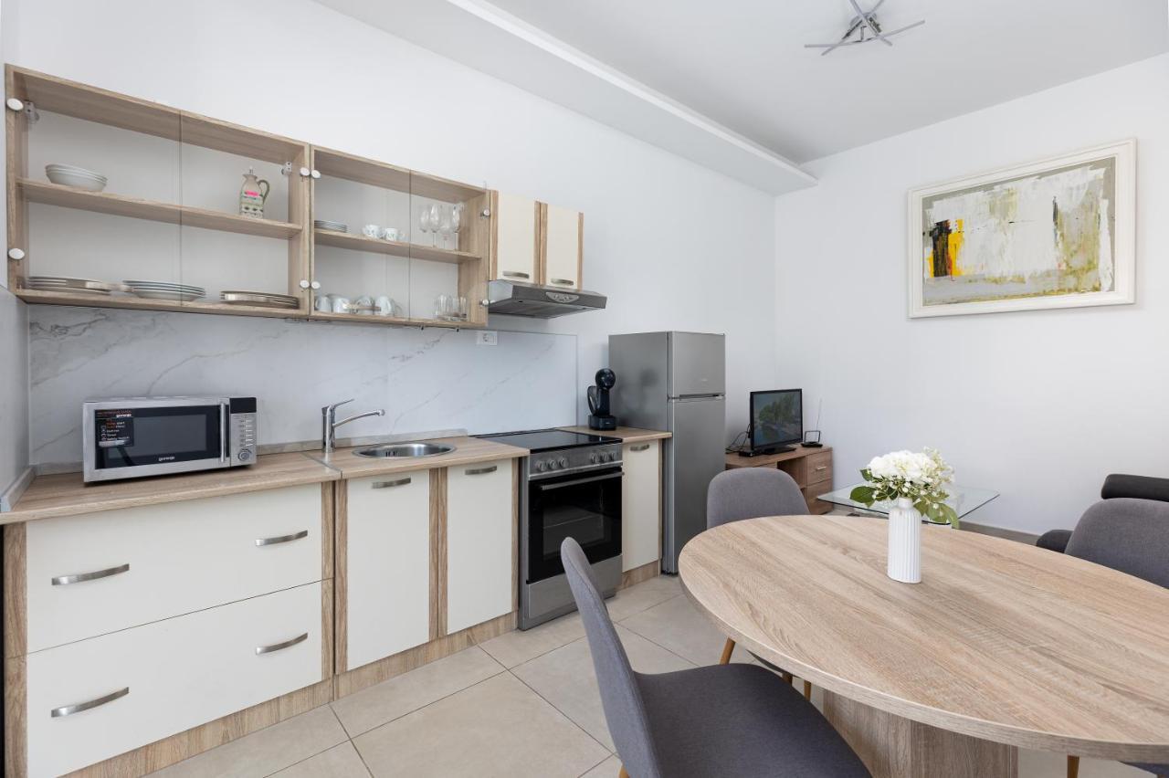 Apartment Ana Солин Экстерьер фото